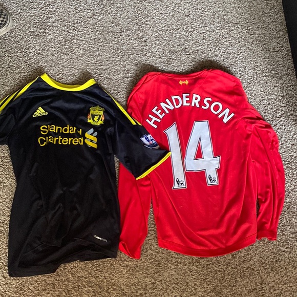 Pair of Liverpool soccer player jerseys size small. Meireles + Henderson. - Picture 1 of 2